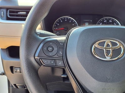 2022 Toyota RAV4 LE