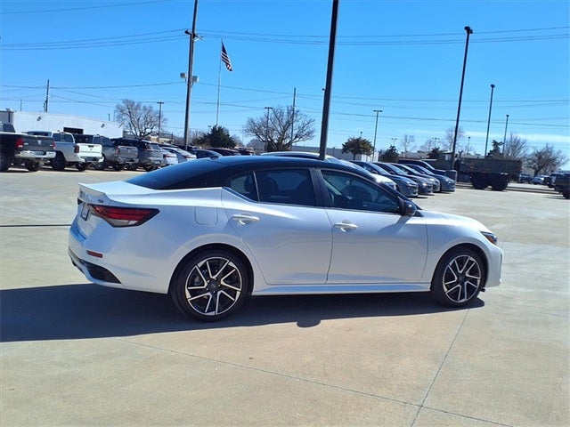 2025 Nissan Sentra SR