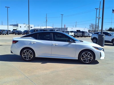 2025 Nissan Sentra SR