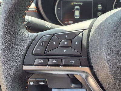 2025 Nissan Versa SR