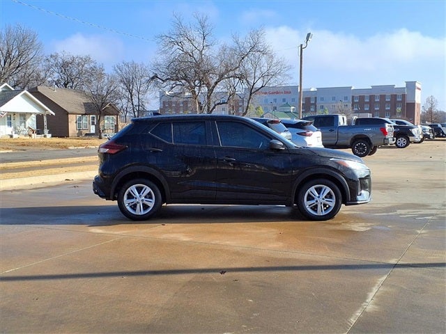 2025 Nissan Kicks Play S