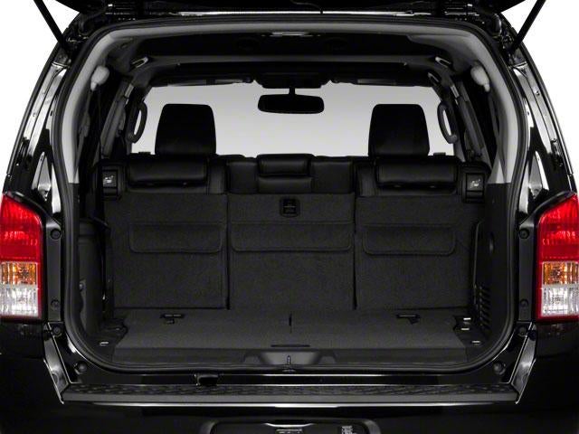 2011 Nissan Pathfinder SV