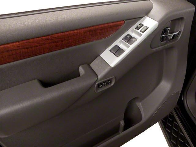 2011 Nissan Pathfinder SV