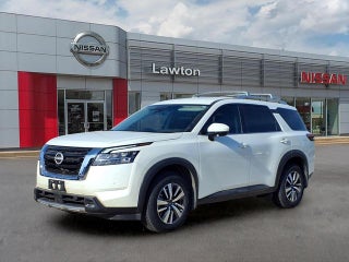 2024 Nissan Pathfinder SL