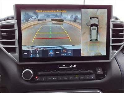 2024 Toyota Sequoia SR5 4WD (SE)